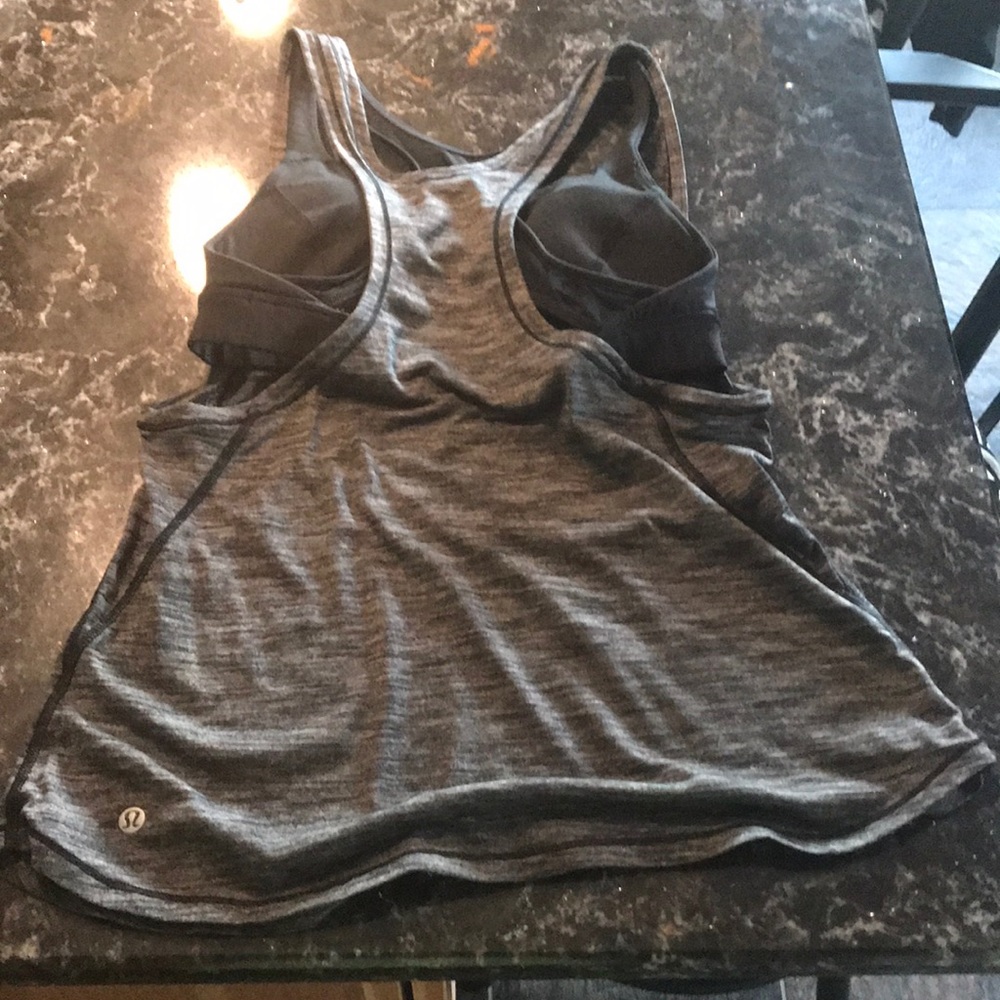 Lululemon tank